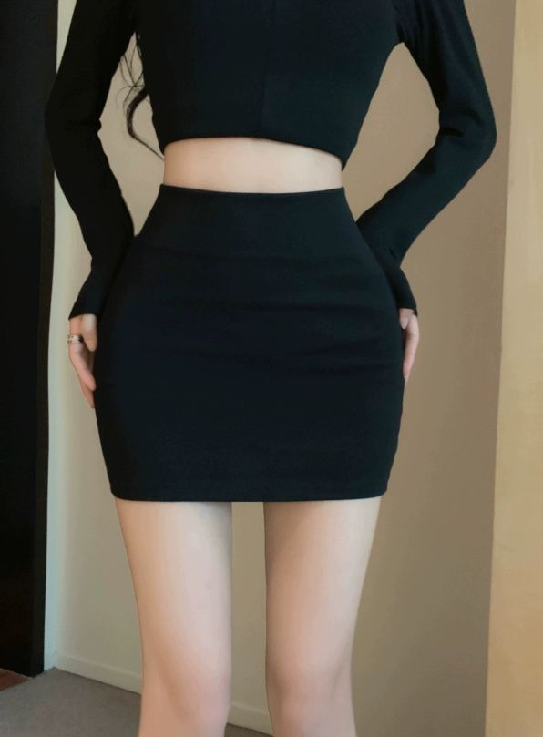 Sexy high-waisted bodycon skirt for petite women stretchy and slimming - Black